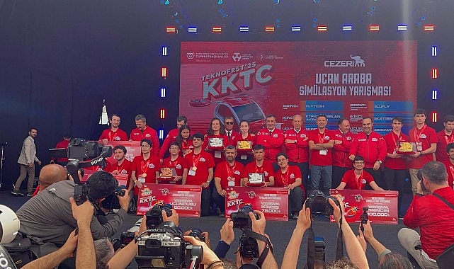 kapsulun-destekledigi-takim-teknofest-kktcde-cifte-odul-sevinci-yasadi-Gahvnir4.jpg