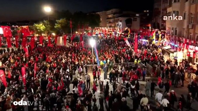 on-binler-ataturk-meydaninda-toplandi-apzrxNMj.jpg